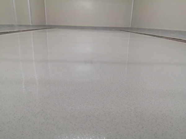 環(huán)氧彩砂地坪